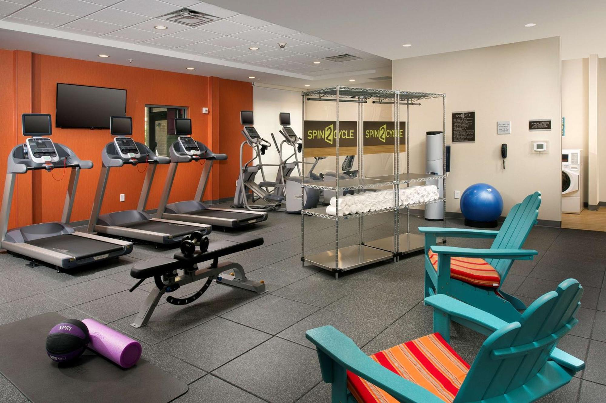 Hampton Inn Louisville East Hurstbourne Экстерьер фото