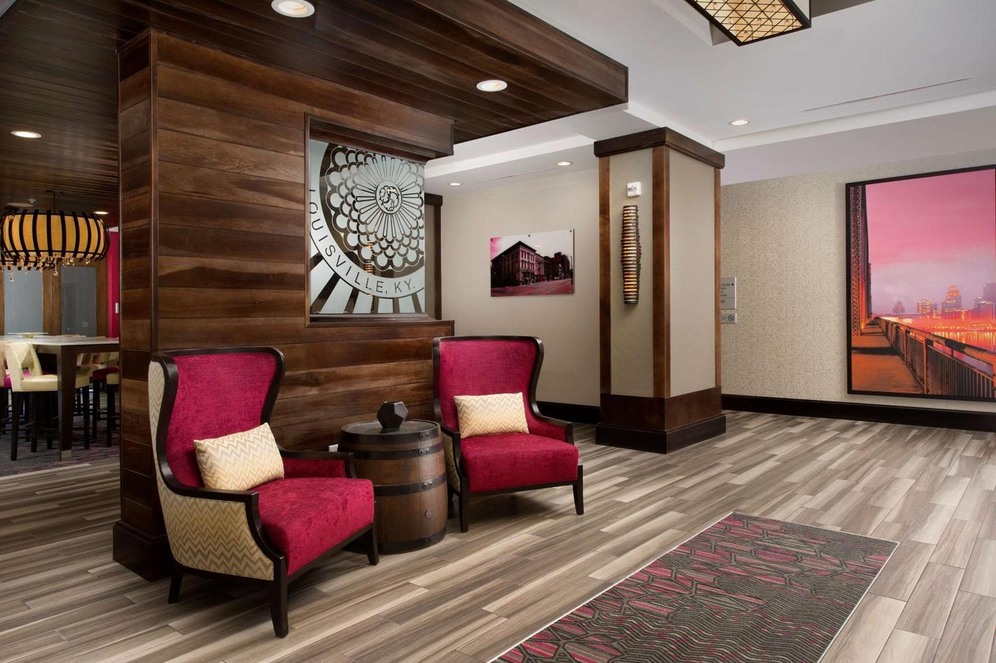 Hampton Inn Louisville East Hurstbourne Экстерьер фото