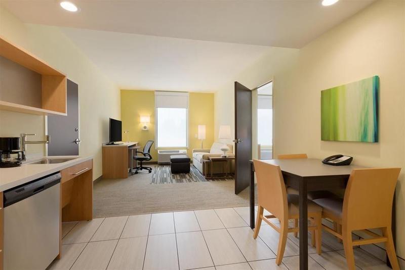 Hampton Inn Louisville East Hurstbourne Экстерьер фото